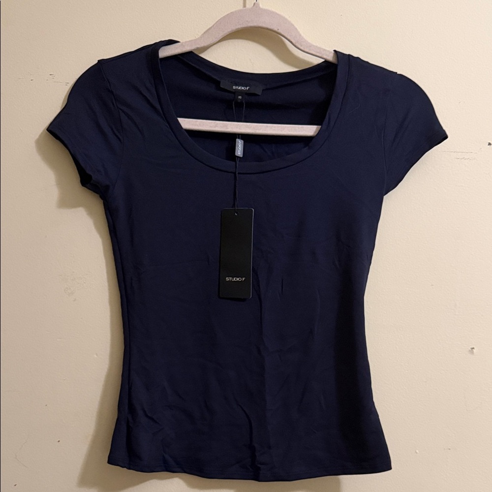 Studio F Navy Scoop Neck Short Sleeve Top